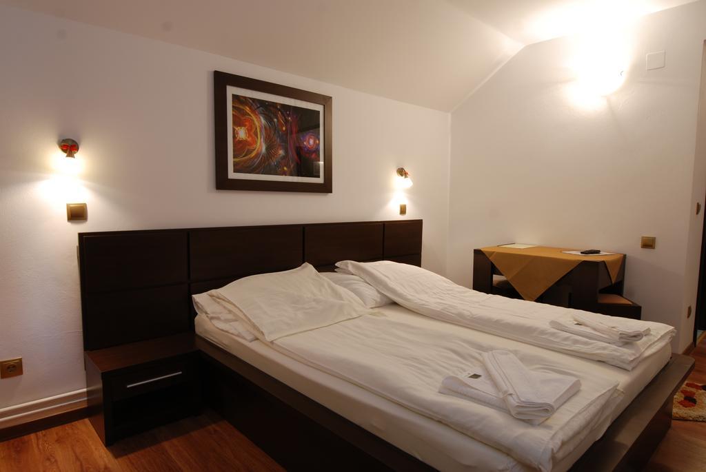 Pension Casa Natura เบยเล เฮร์คูลาเน ภายนอก รูปภาพ